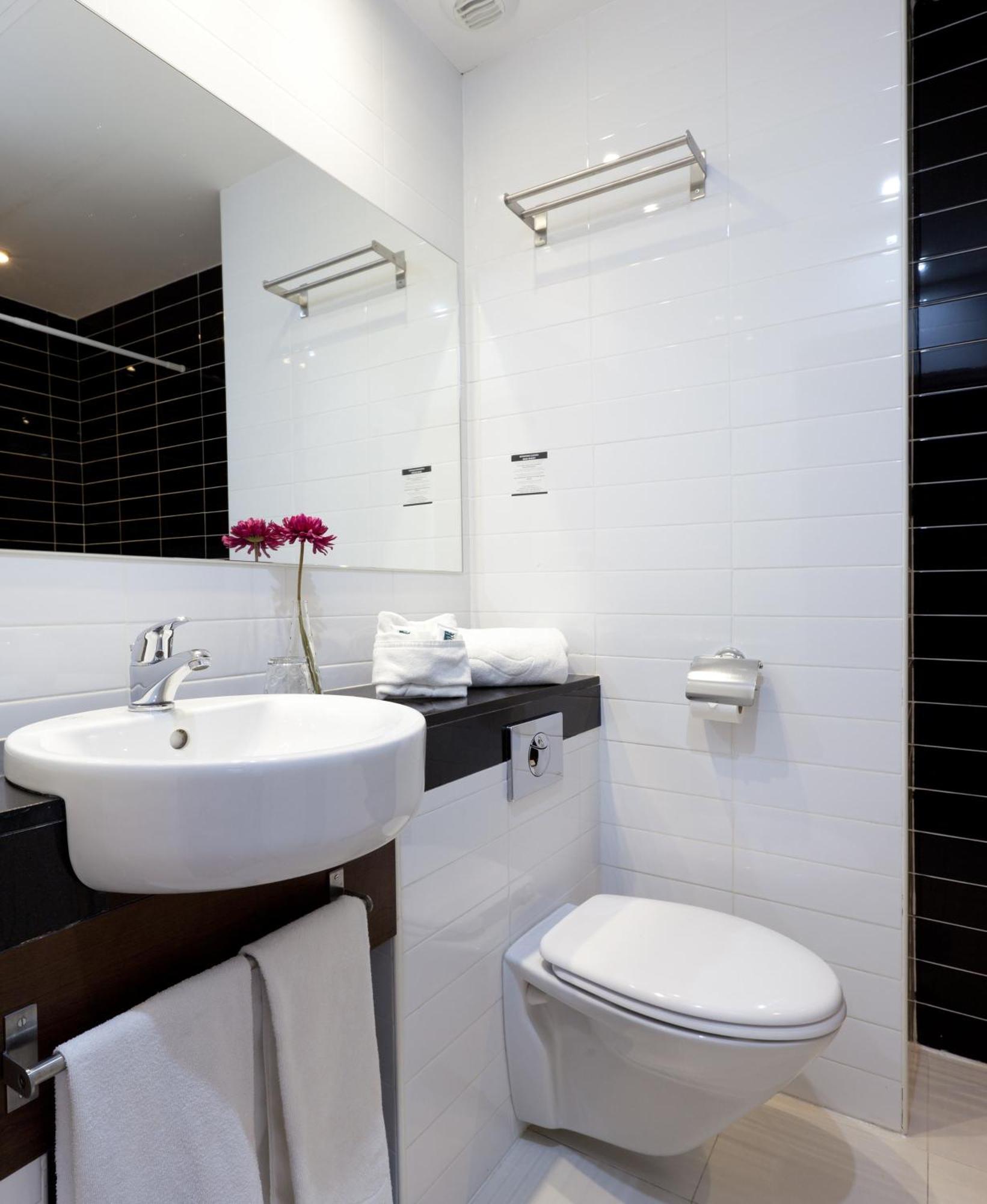 Standard Double Room (1 Adult),1207702321:JPEG