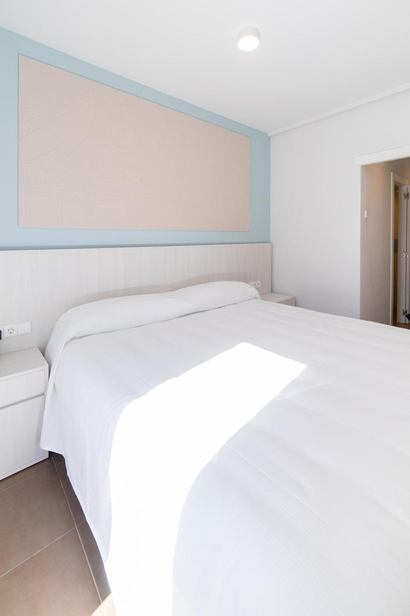 Double Room,1499560015:JPEG