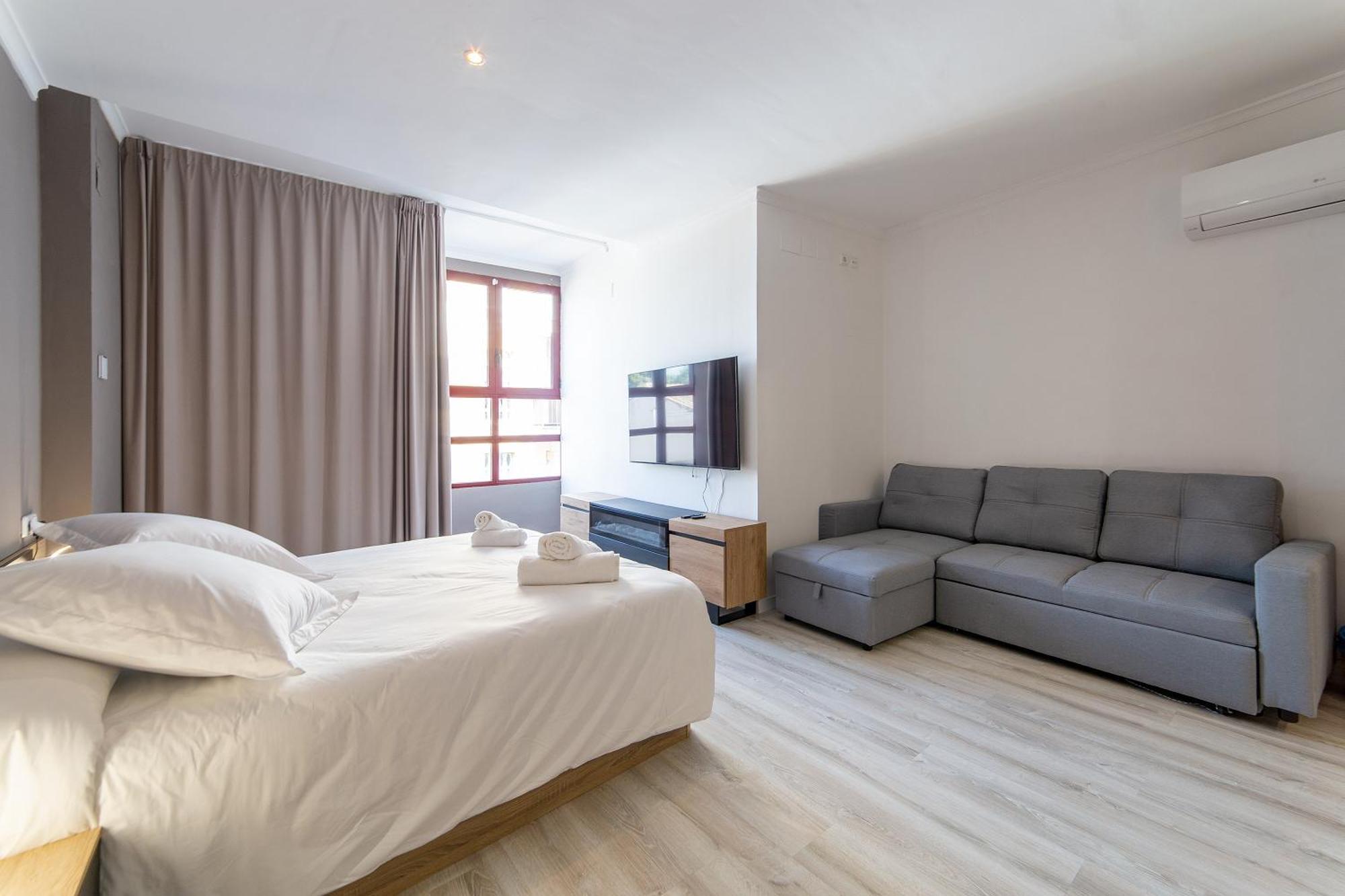 Standard Double Suite,1619736962:JPEG