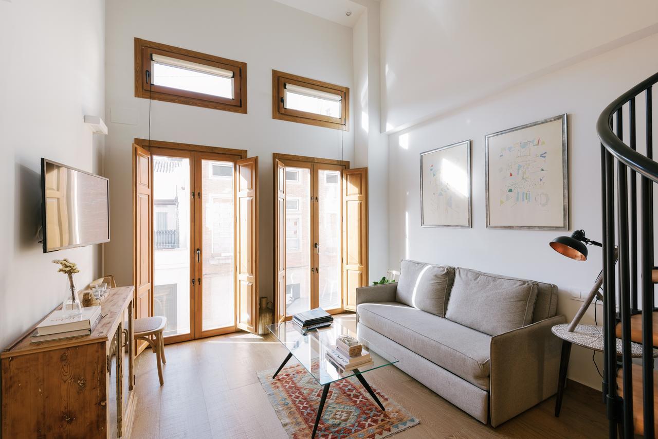 Apartment Terrace,497776947:JPEG