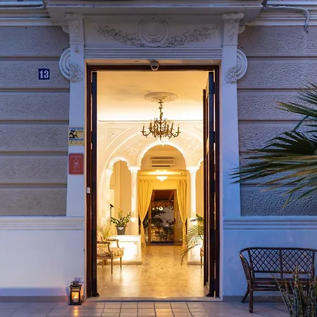 Portrait Boutique Guesthouse-2