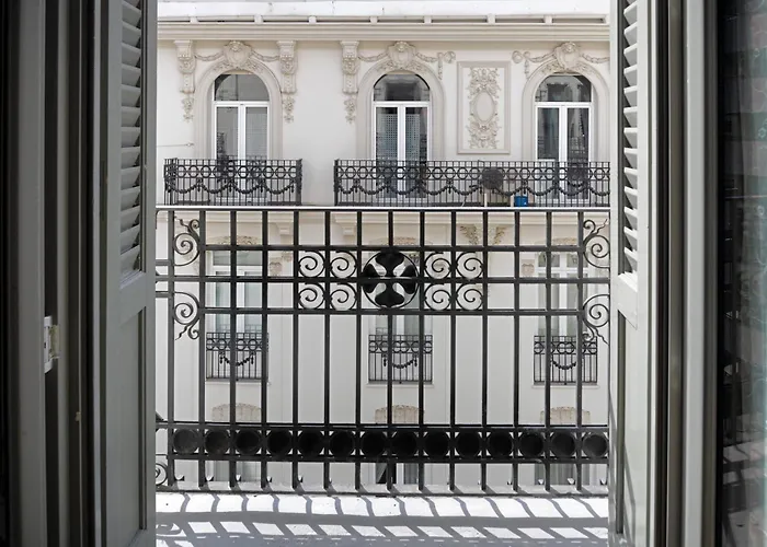 Hoteles en ValenciaPalacio Santa Clara