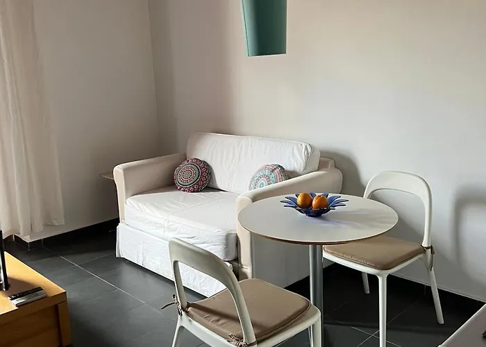 Apart And Benef Valencia